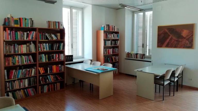 Feiglova knjižnica se pripravlja na selitev v Trgovski dom