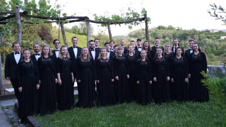 Dekliški pevski zbor Igo Gruden in Vokalna skupina Vihar zaključujeta sezono