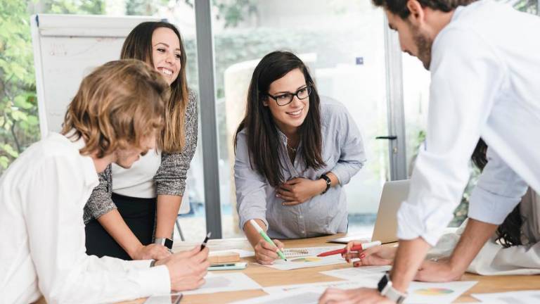 Ne še čisto enakopravne moškim