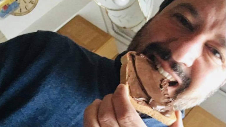 Salviniju privoščila zamašitev arterij