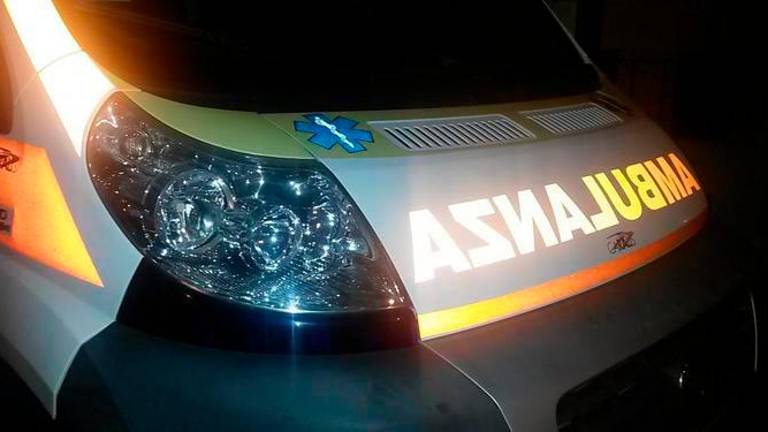 V bolnišnici umrl 48-letni motorist