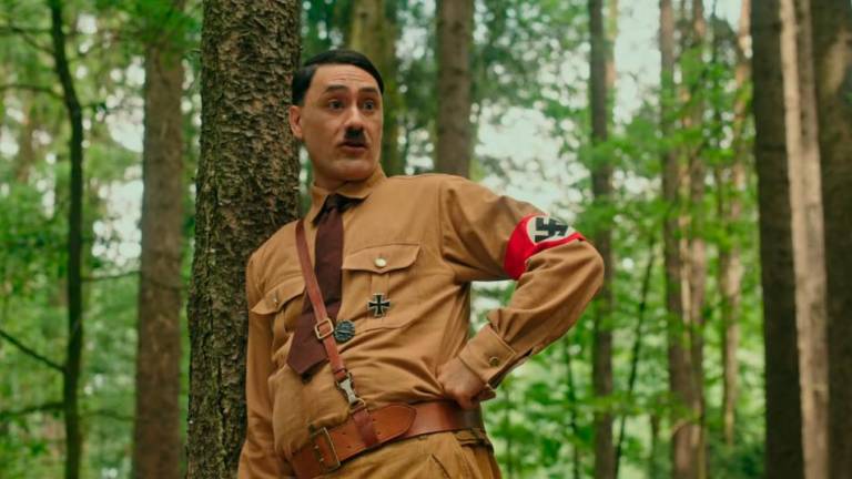 Disney v skrbeh zaradi namišljenega prijatelja Adolfa Hitlerja