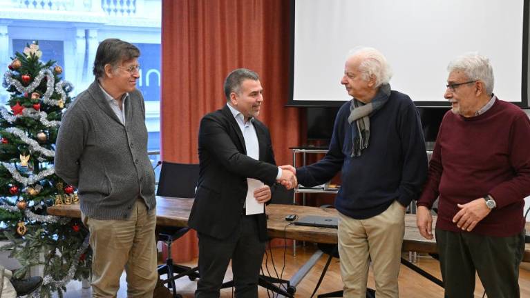 Novinarski krožek obdaril zdravnike ranljivejših