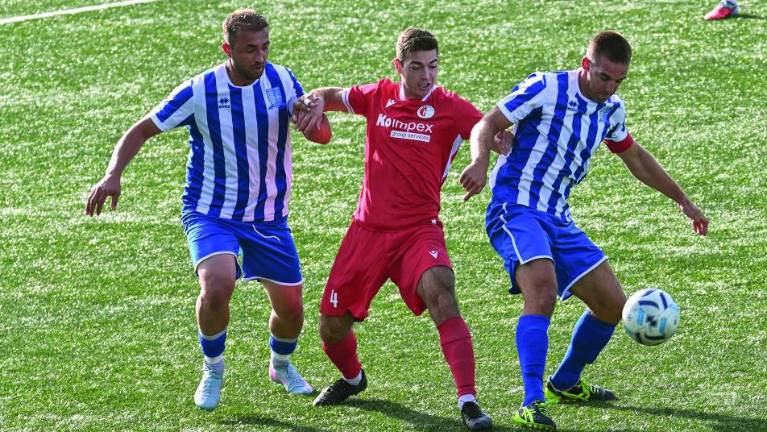 Športna nedelja: danes na delu le nogometaši in Gajini teniški ekipi