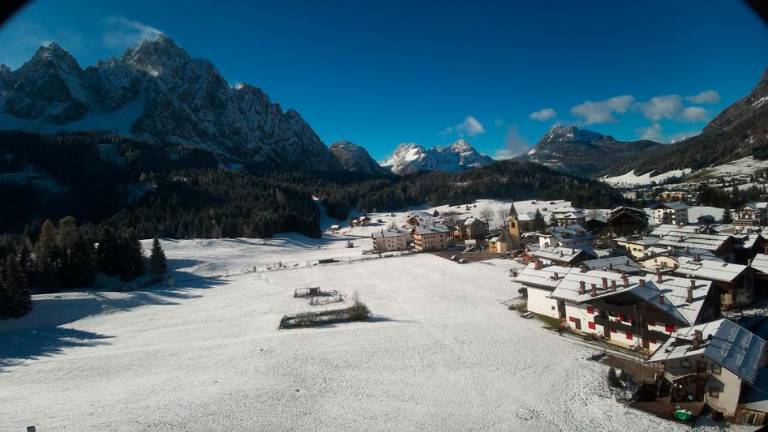 Prva občutnejša sezonska ohladitev, v gorah zimska idila