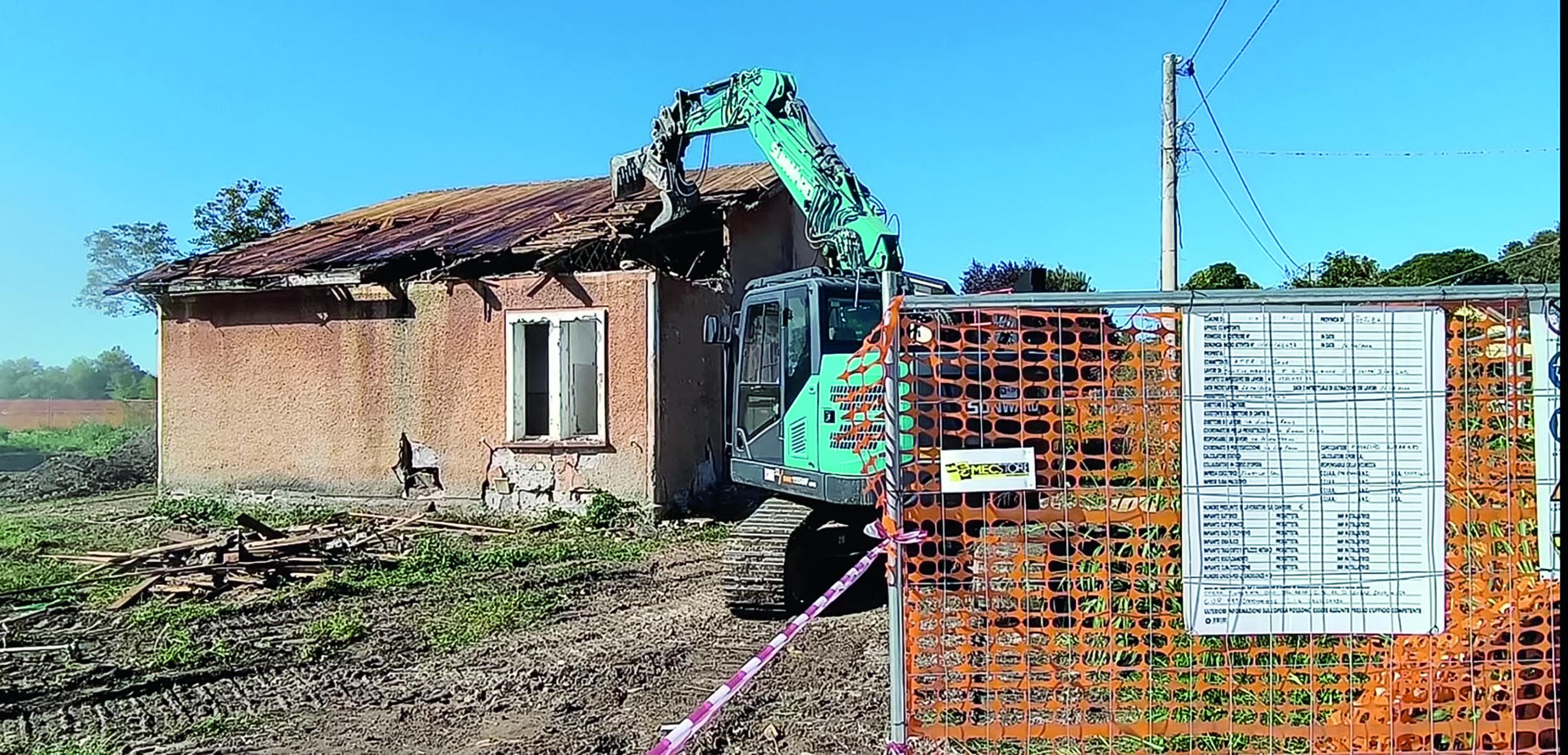 Rušijo stare hiše, gradili bodo nove