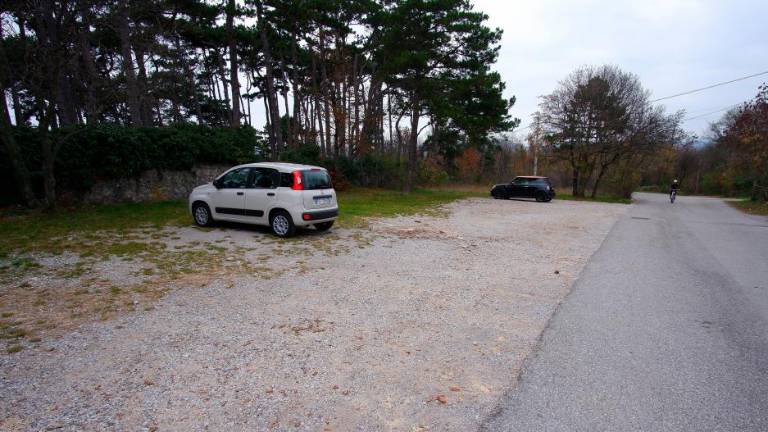 Bani: kmalu konec divjega parkiranja?