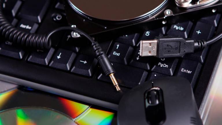 Zgolj naprava in ne pošast