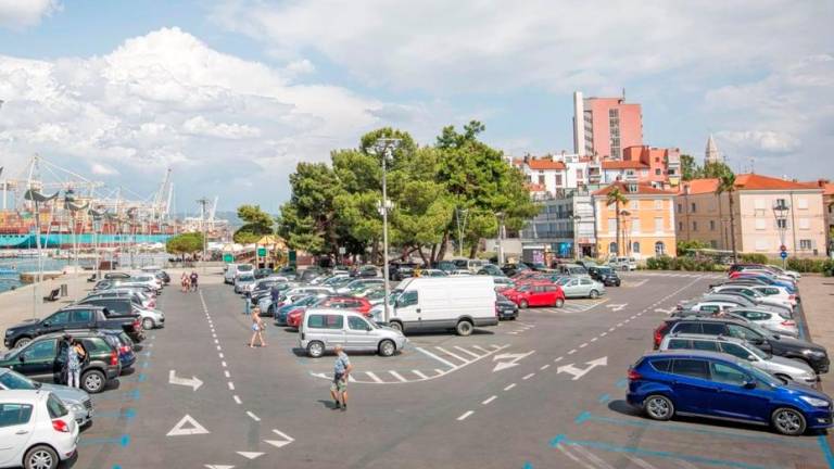 Parkiranje v Kopru tudi za sto odstotkov dražje
