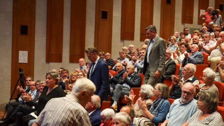 »Intelektualni napor, ki opozarja Slovence, da se premalo ukvarjamo sami s sabo«