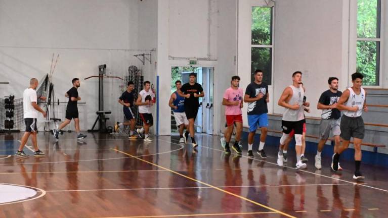 Prenovljeni Jadran začel priprave