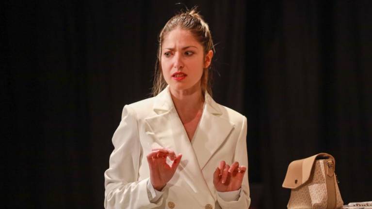 Katarzična komedija o dogajanju v čakalnici psihologa