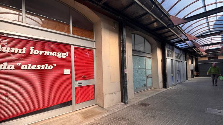 Trgovci s pokrite tržnice ne vedo, kaj jih čaka