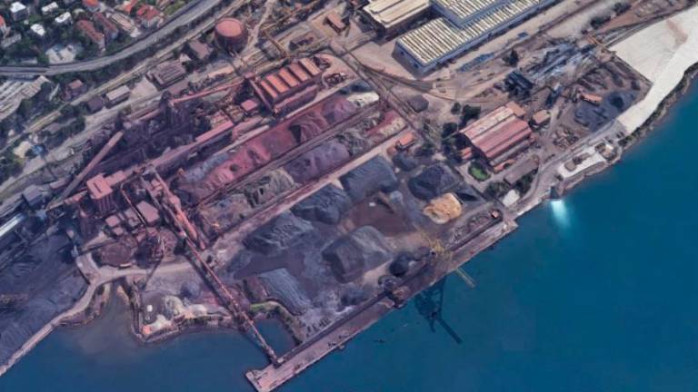 Zaprtje hitre ceste zaradi porušenja zadnjih objektov železarne