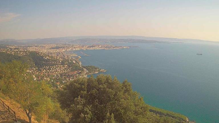 Temperatura morja v Tržaškem zalivu presegla 30 stopinj Celzija