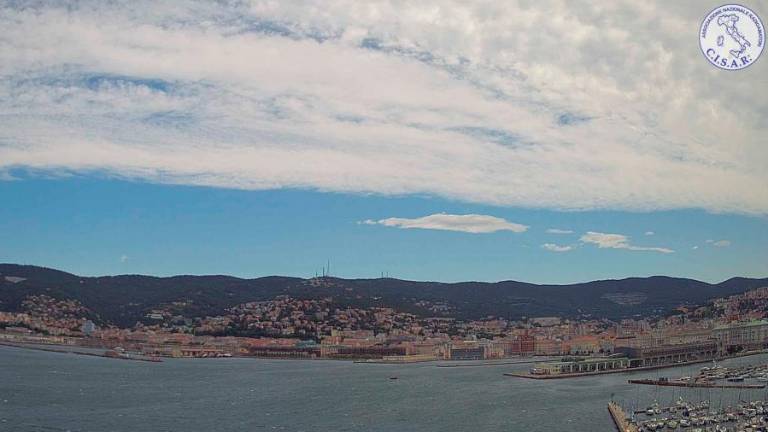 Danes ponekod 10 °C manj kot včeraj