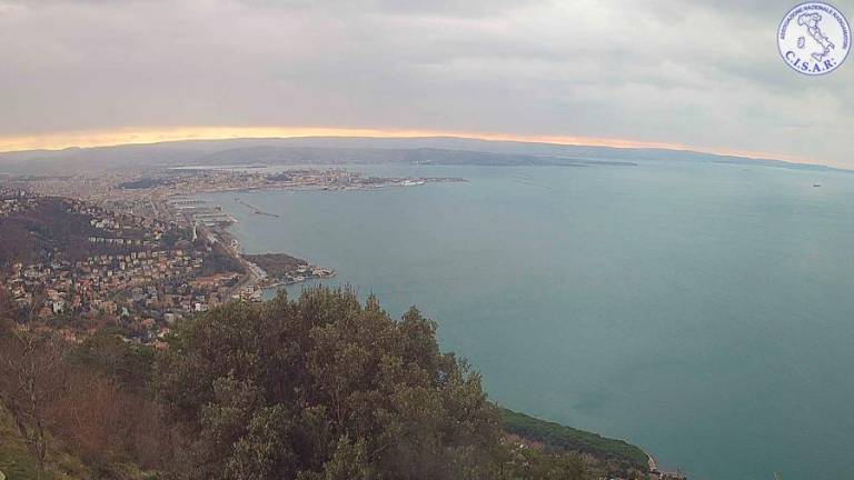 Prihajajo padavine in ohladitev