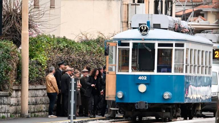 Film s Cristiano Capotondi snemali tudi na openskem tramvaju