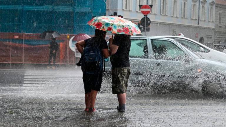 Močan naliv na Tržaškem (foto)