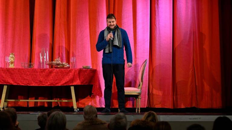 V Boljuncu zaživela predstava Grajsko ogledalo