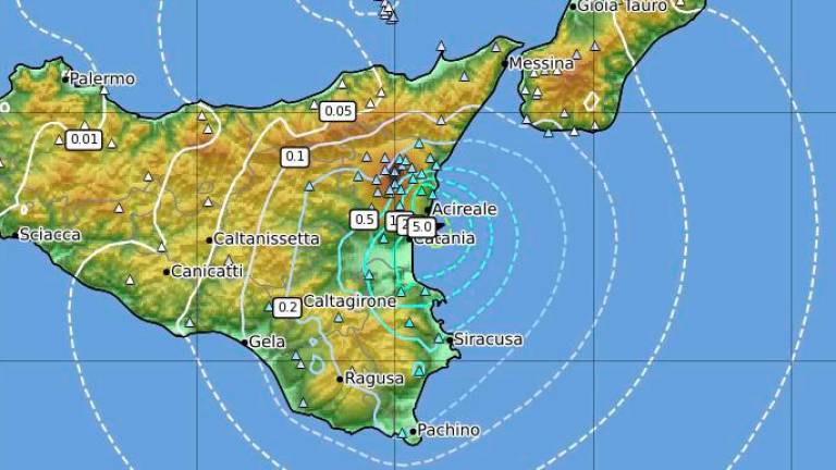 Močnejši potresni sunek na Siciliji