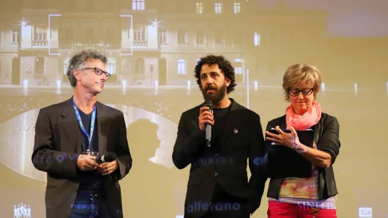 »Gledajo posnetke demonstracij in se čutijo manj sami«