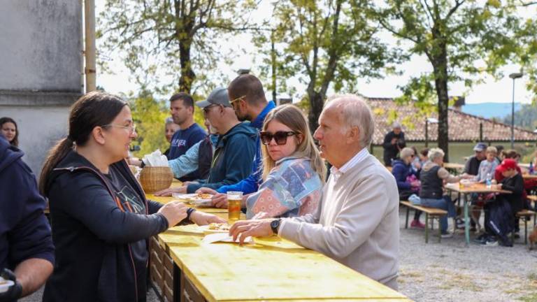 Na Sabotin krenilo okrog 140 pohodnikov