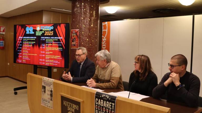 Abonma Komigo ponuja terapijo ... smeha