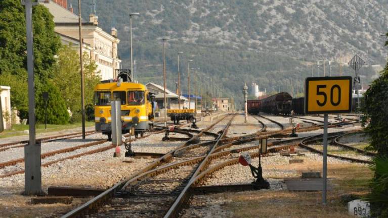 Gorici bo povezala tudi železnica