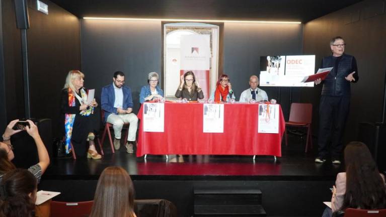 Ples bodo prenesli iz dvoran v odprte urbane prostore