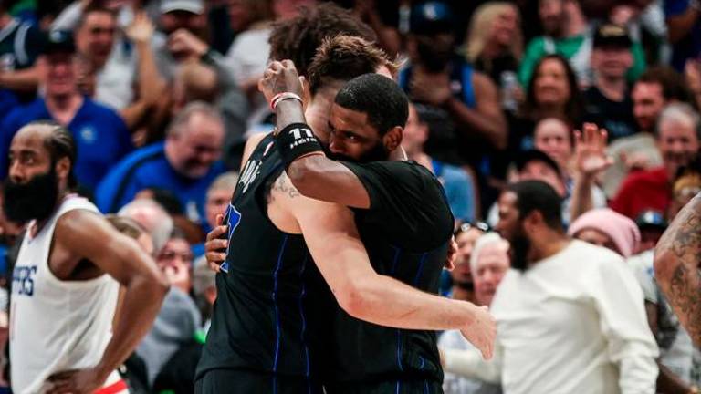 Dallas z odličnim Dončićem napredoval v polfinale