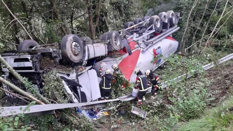 Šofer tovornjaka preprečil hujšo nesrečo