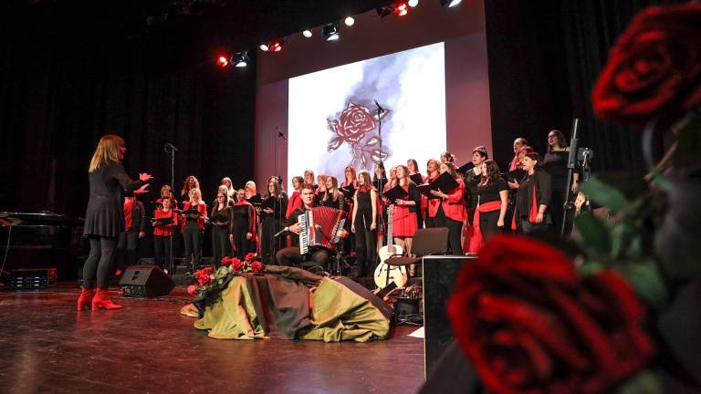 Večer v znamenju petja, plesa in vrednot odporništva