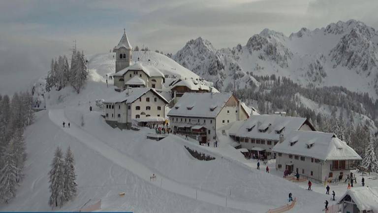 Na Višarjah oživljali moškega