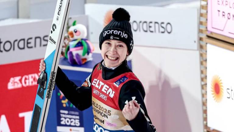 Nika Prevc dosegla jubilejno trideseto zmago