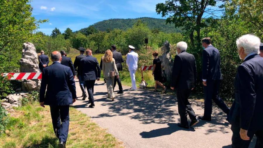 Zaključil se je zgodovinski dan