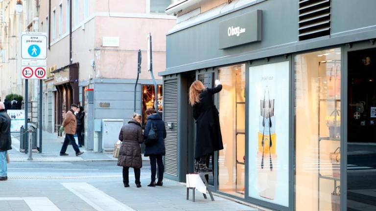 Trgovci in potrošniki že v nizkem startu