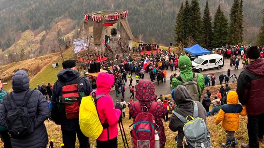 Spominska slovesnost v Dražgošah (VONCI)