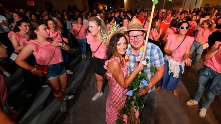 Danes vrhunec Kraške ohceti z uglednimi gosti