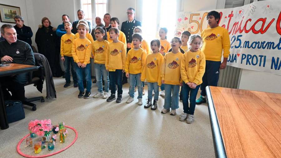 Otroci Osnovne šole Alojza Gradnika na Colu (FOTODAMJ@N)