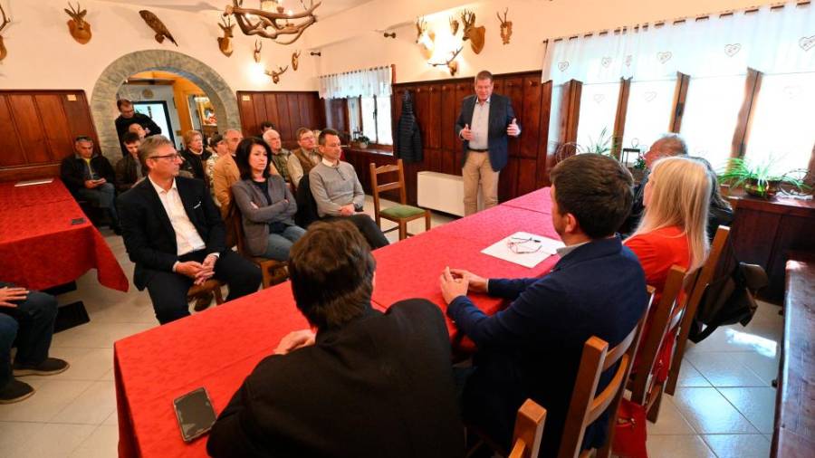 Predstavitev županske kandidatke Slovenske skupnosti Martine Skabar (FOTODAMJ@N)