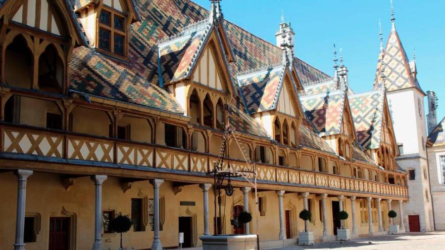 Burgundija in Šampanja - Agencija AURORA (od 8. do 14. maja 2019)