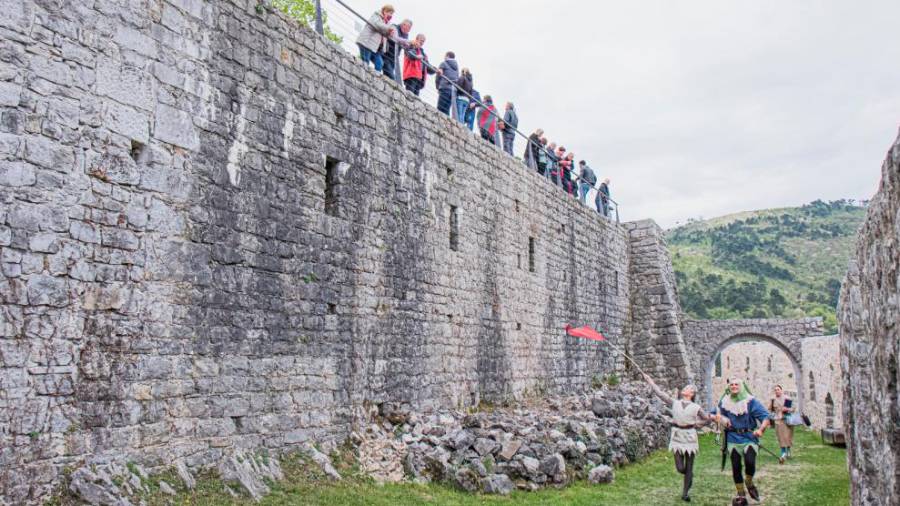 Grad Rihemberk (MATEJA PELIKAN)