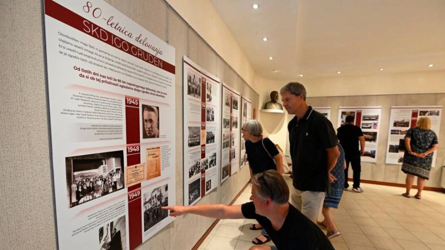 Z odprtja razstave (FOTODAMJ@N)