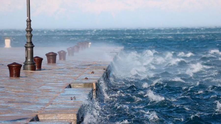 Burjini sunki do 116 km/h (fotografije)