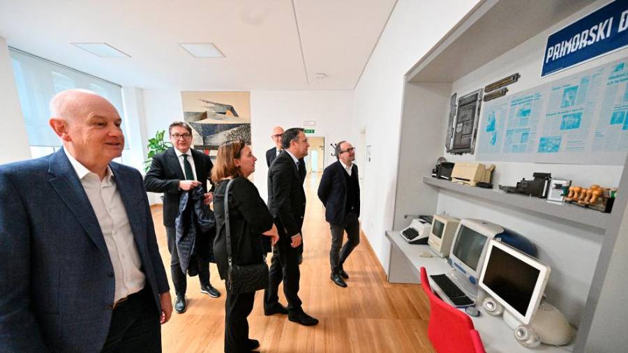 Obisk v Ulici Montecchi se je začel v dvorani Albina Bubniča in Maria Magajne (FOTODAMJ@N)