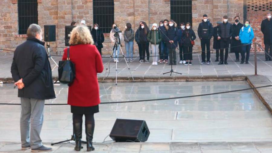Predsednika krovnih organizacij SKGZ in SSO Ksenija Dobrila in Walter Bandelj sta se v daljšem govoru spomnila, da je bilo 63.000 Slovencev zaprtih v koncentracijskih taboriščih (FOTODAMJ@N)