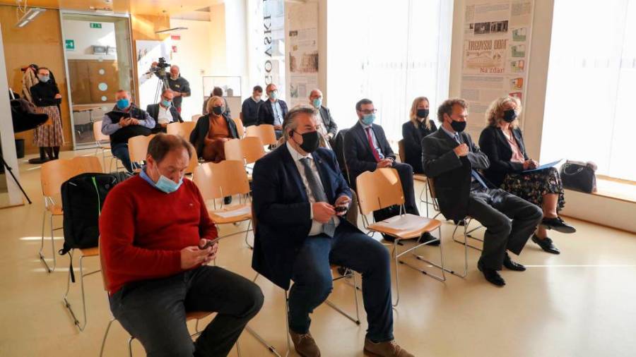 Z današnjega uvodnega dogodka v tretjo konferenco o varstvu slovenske jezikovne manjšine (BUMBACA)