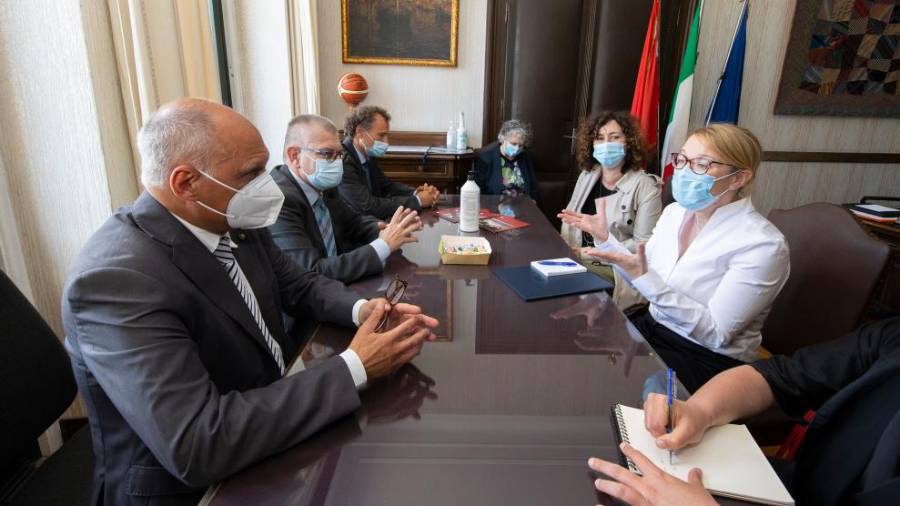 Novinarska konferenca po srečanju (FOTODAMJ@N)