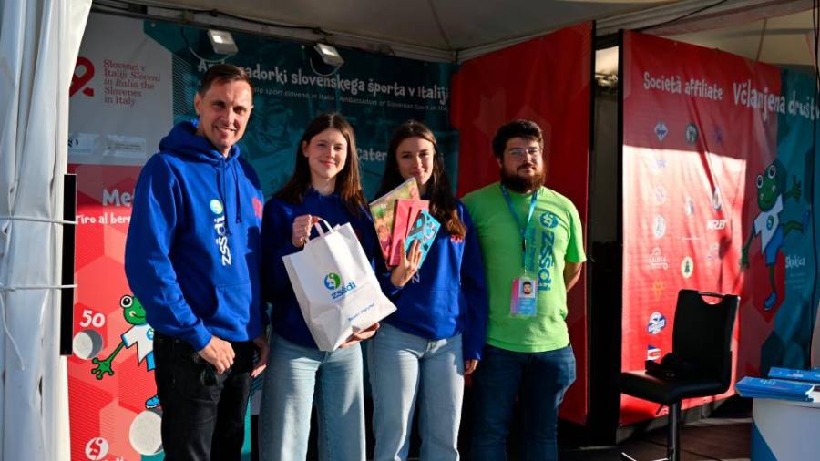 S svojo stojnico se predstavlja tudi slovenski šport v Italiji (FOTODAMJ@N)